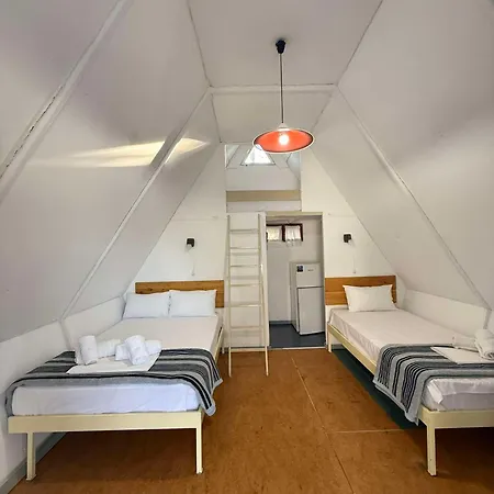 Olympos مكان تخييم بلاكا ليتوشورو