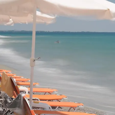 مكان تخييم Olympos *