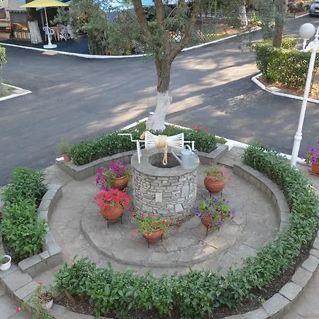 مكان تخييم Olympos *